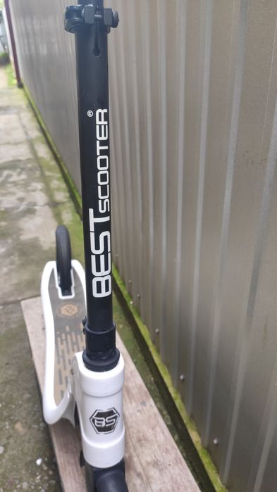 Продам самокат BEST Scooter від 8+.