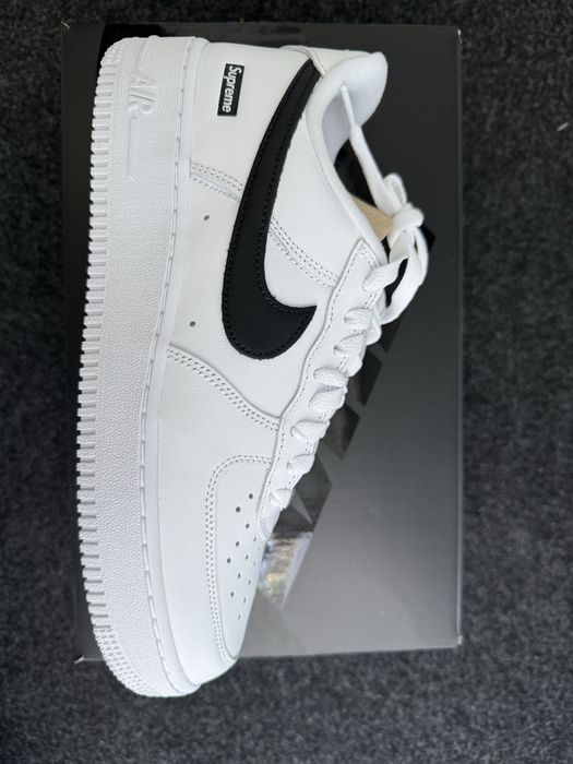 Supreme®/Nike® Air Force 1 Low