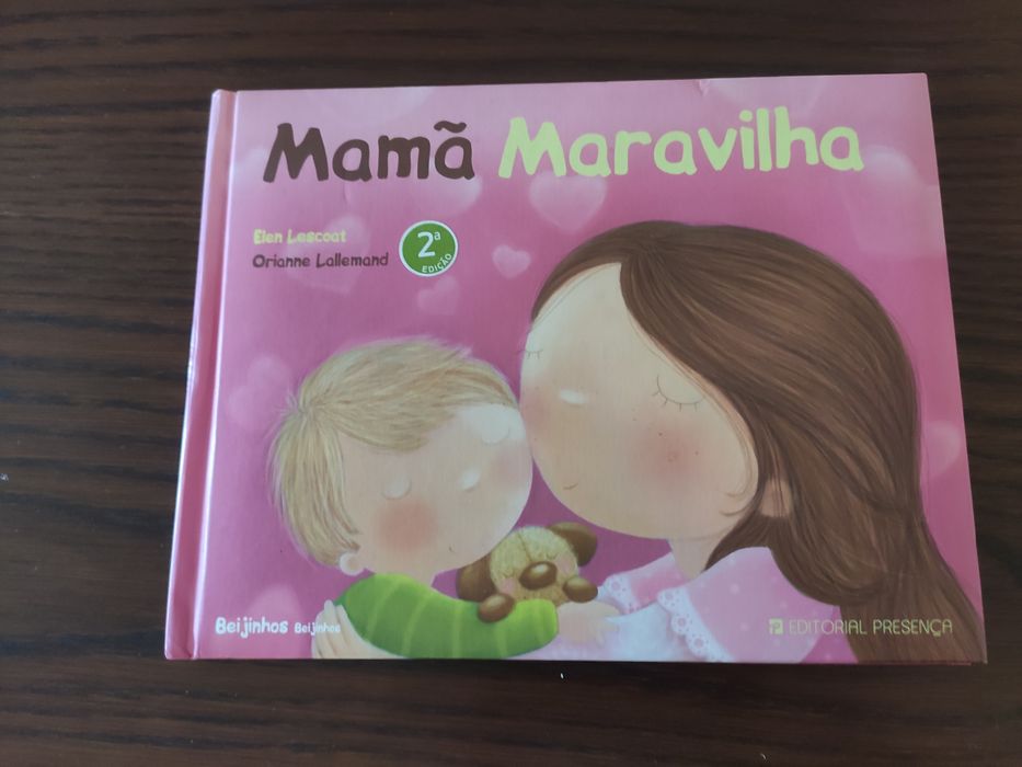 Livro de infantil " Mamã Maravilha
