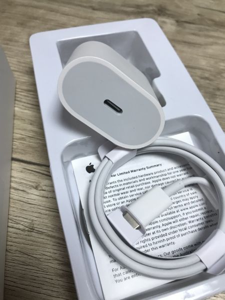 Швидка зарядка для Apple iPhone 20W USB-C + Кабель Type-C на Lightning