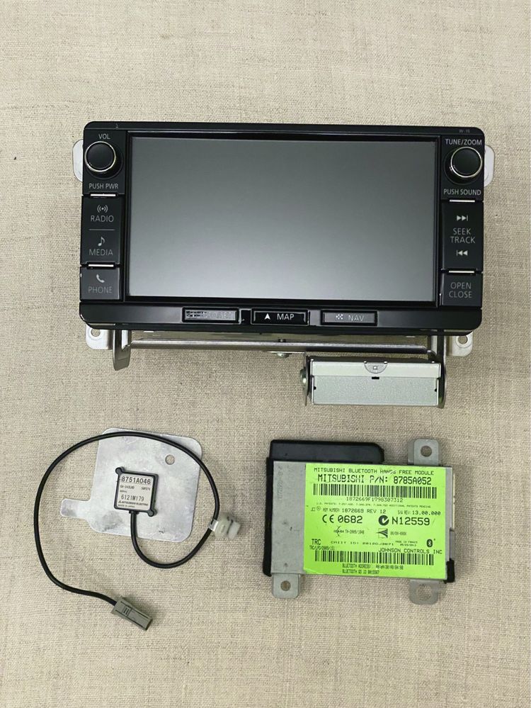Магнітола MMCS W15 BLUETOOTH GPS USB кабель Мітсубісі