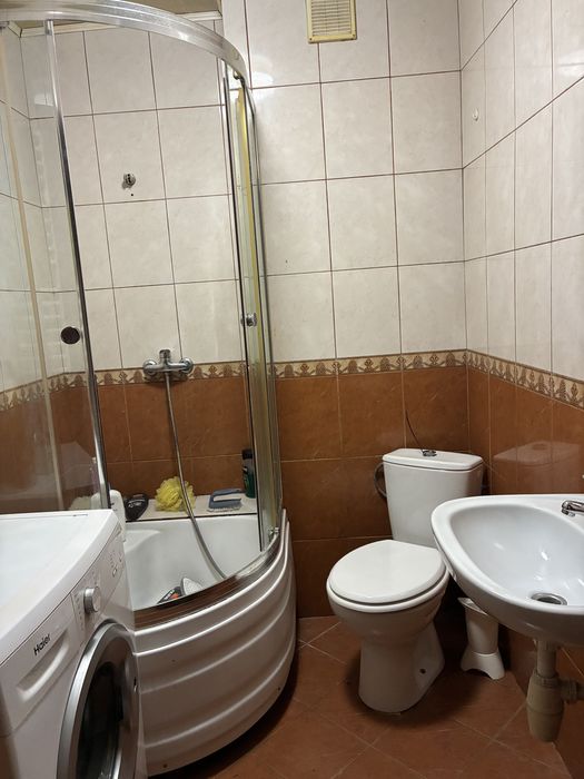 Pokój dla jednej osoby atrakcyjna lokalizacja z parkingiem