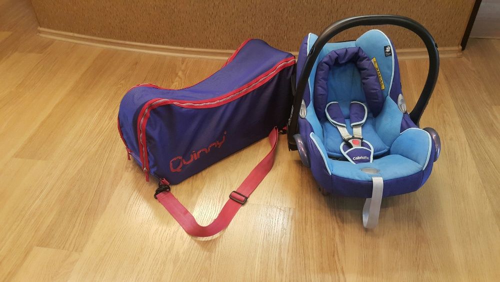 Коляска прогулочная Quinny ZIPP + переноска-автокресло Maxi Cosi