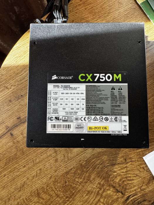 Блок живленяня corsair cx750m