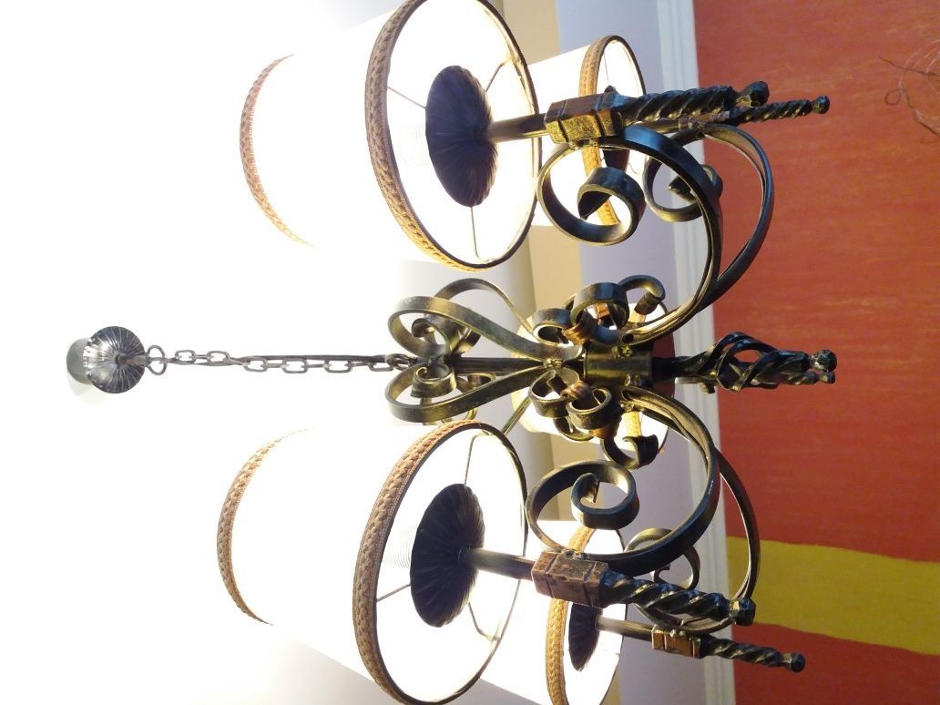 Lampa wisząca, żyrandol