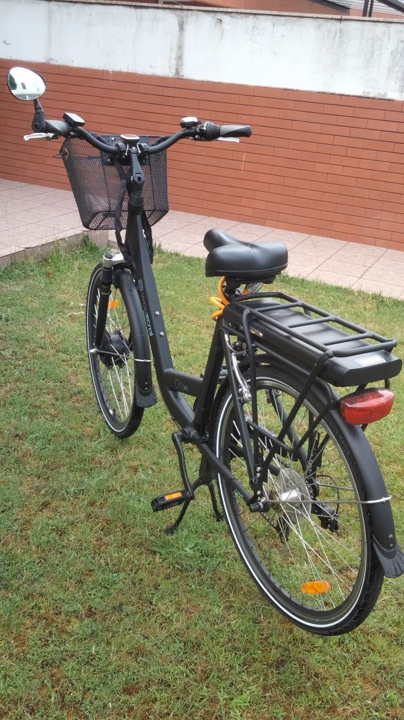 Bicicleta elétrica Wayscral com cesto - Impecável