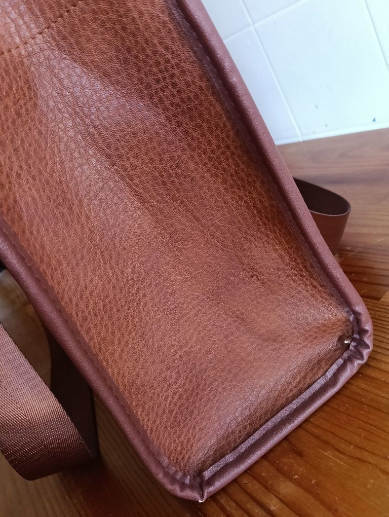 Mala da marca Aldo