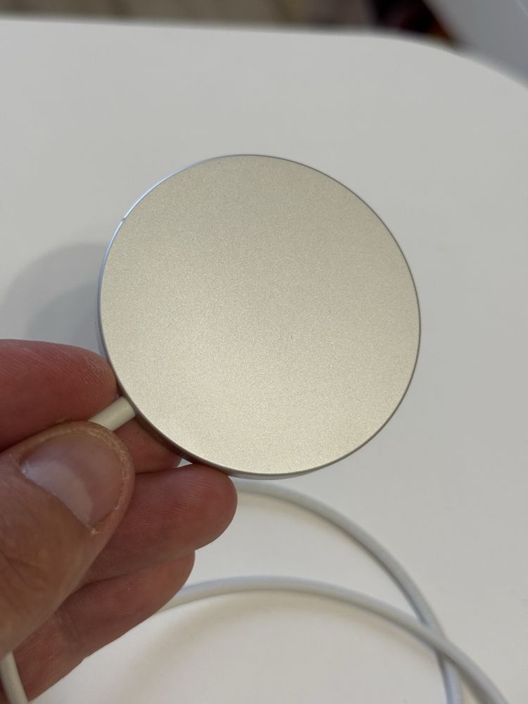 Magsafe для iPhone, безпровідна зарядка