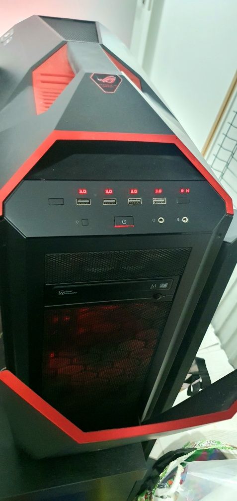 Computador full tower