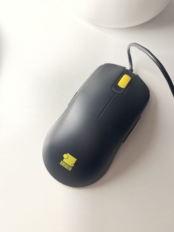 Mysz gamingowa ZOWIE FK2 - żółto - czarna