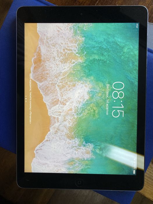 iPad Wi-Fi 16GB (MD785TU/A вживаний НЕТ ШНУРА планшет
