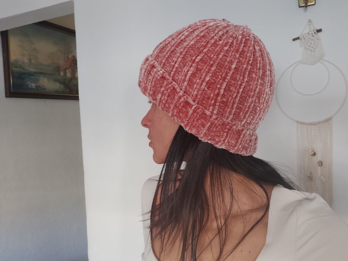 Gorro rosa de inverno