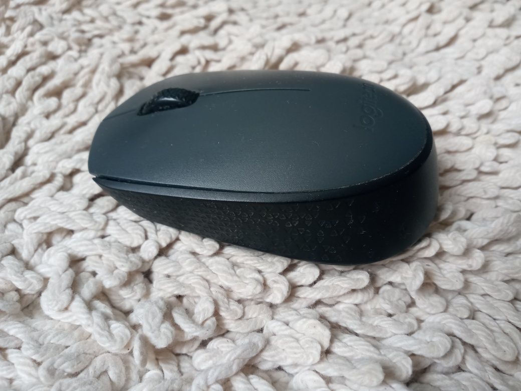 Миша Logitech M170