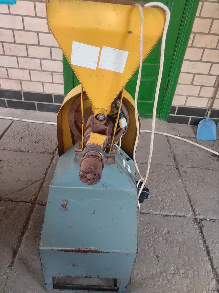 Продам екструдер в хорошому стані