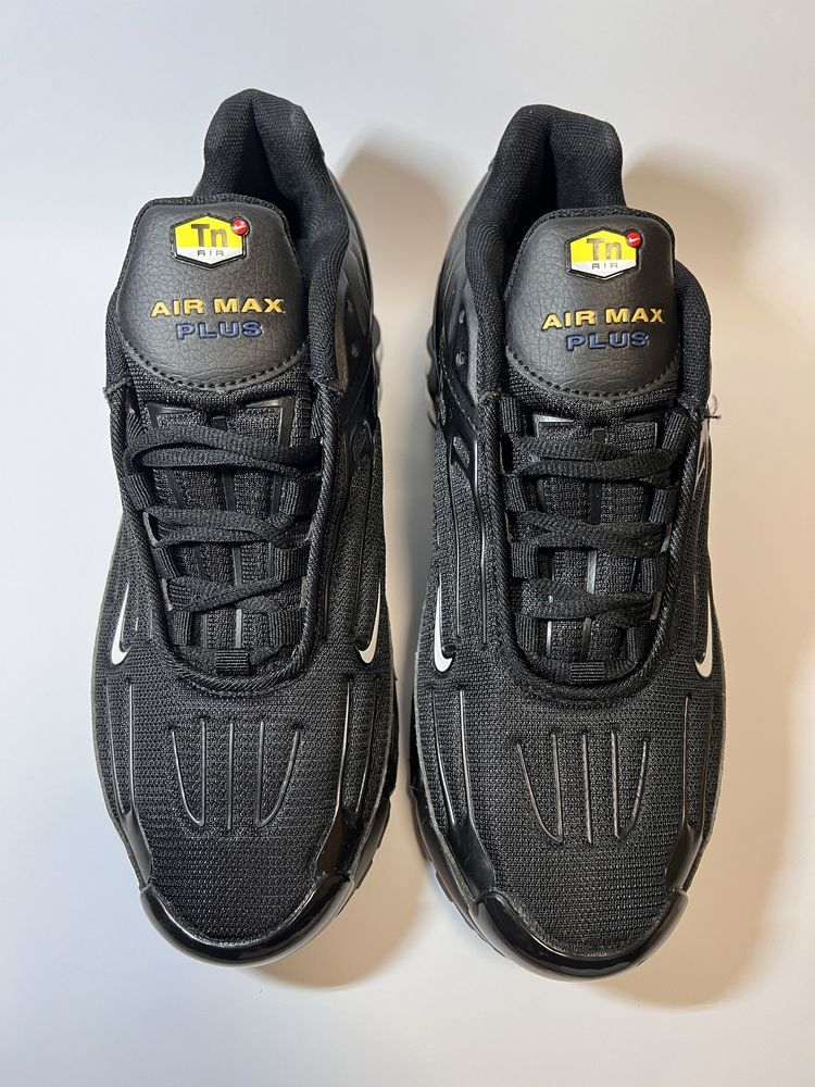 Кросівки Nike Air Max plus Triple black