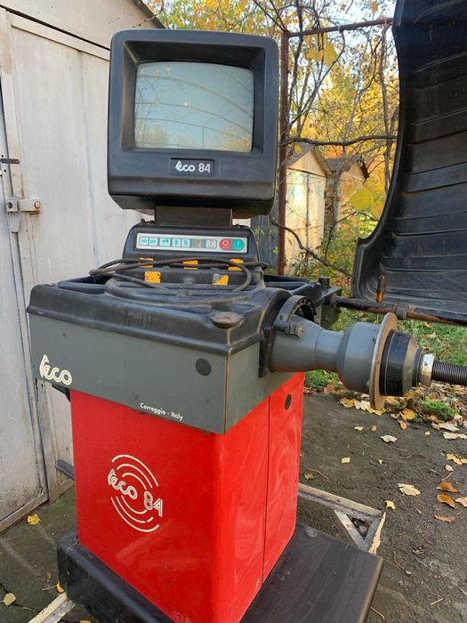 Балансировочный Итальянский станок teco 84