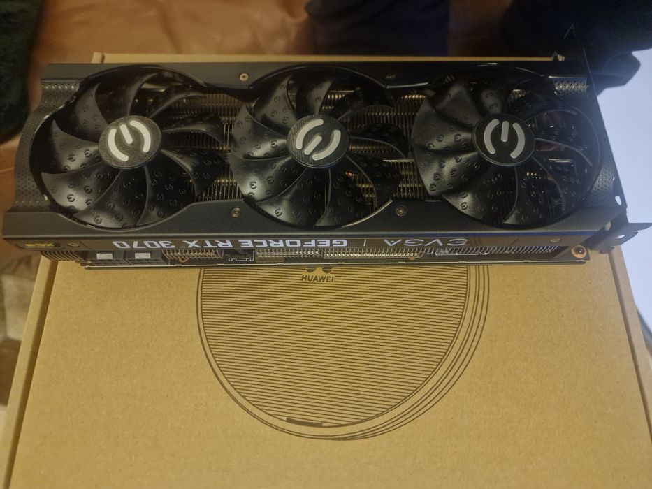 Placa Gráfica - EVGA GeForce RTX 3070 XC3 ULTRA GAMING - COMO NOVA