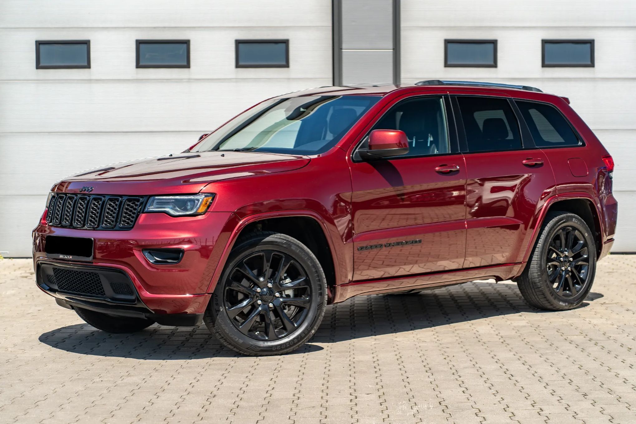 Jeep Grand Cherokee Laredo Altitude / 3.6 / 4x4 / 293KM / Półskóra / PDC / Kamera /