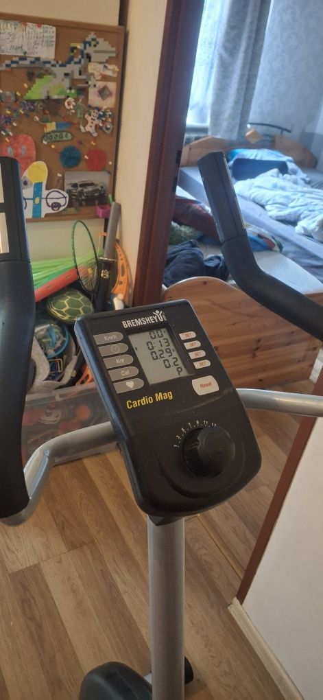 Rower stacjonarny magnetyczny