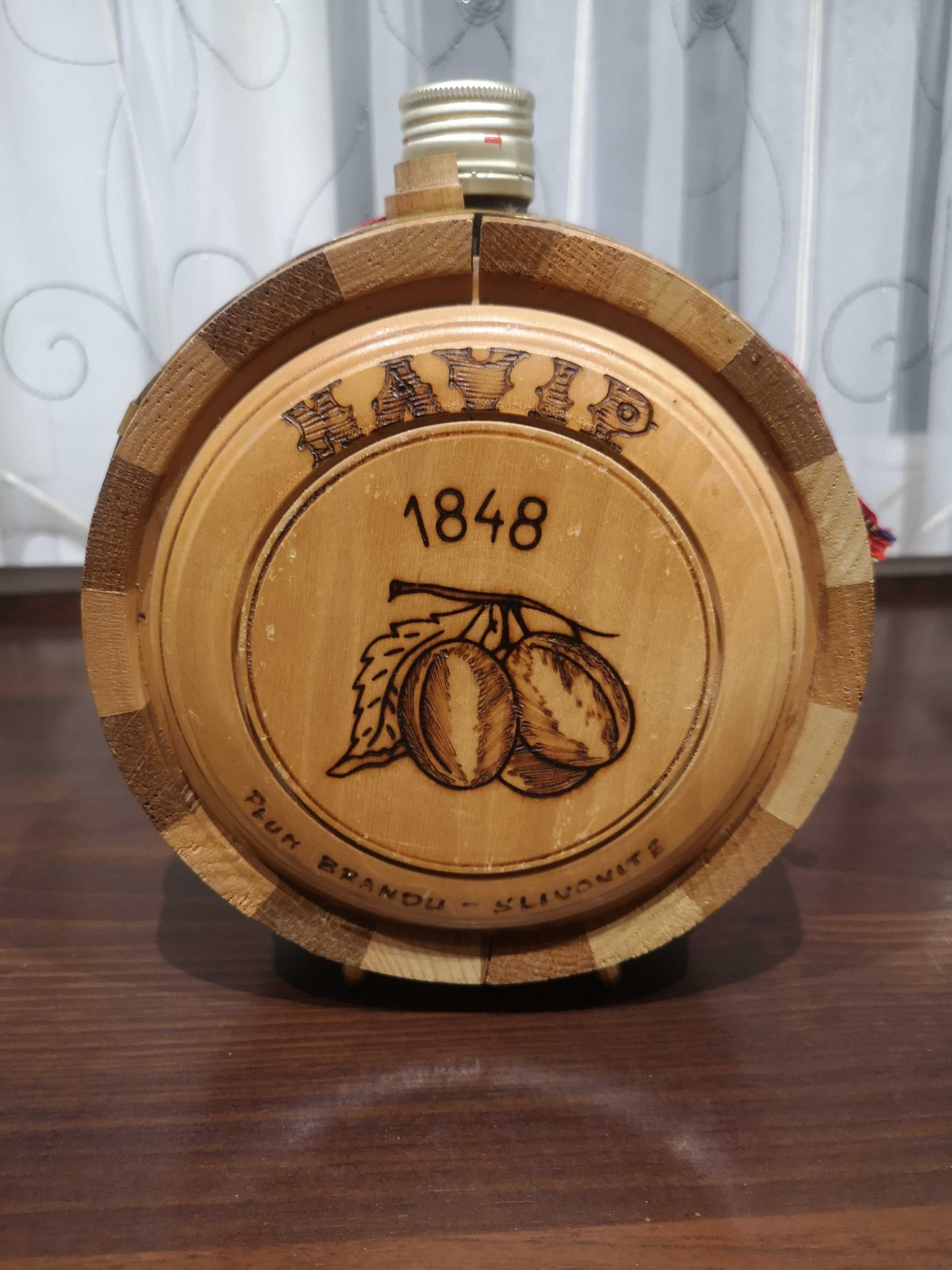 Manierka z drewna dębowego z pasem Vintage