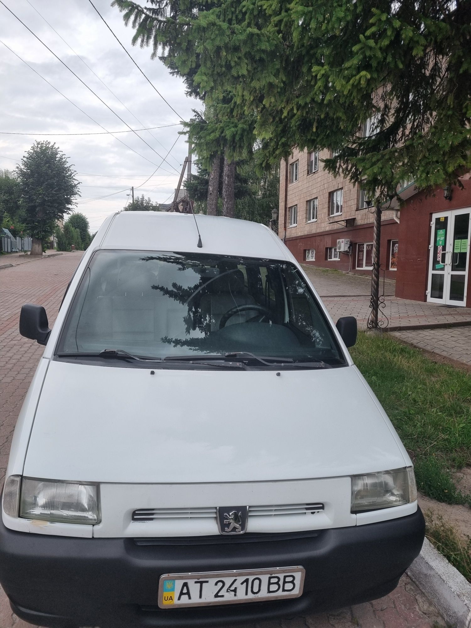 Продам Авто Пежо експерт