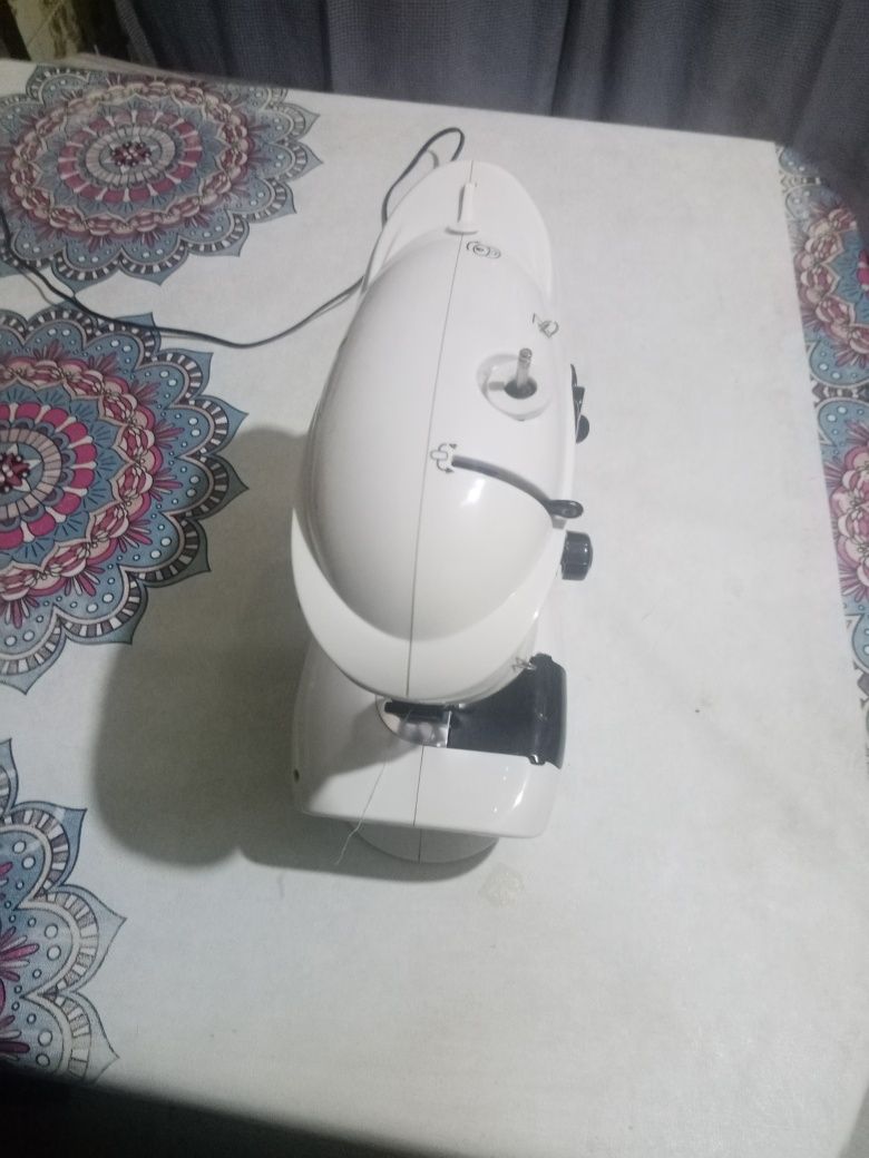 Máquina de costura