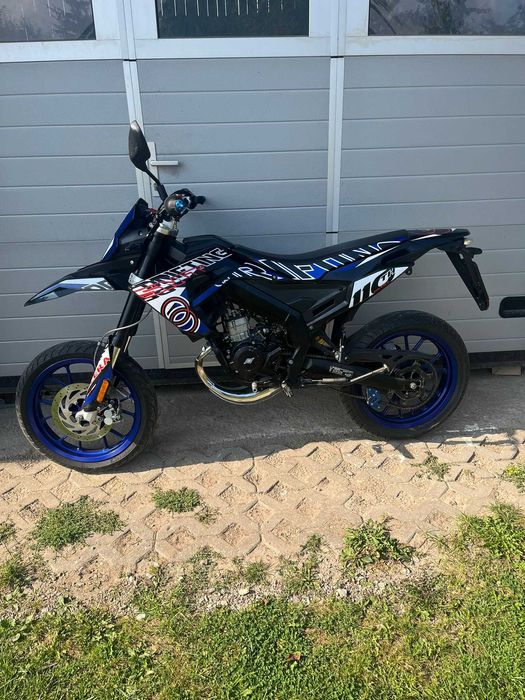 Gilera SMT 50 Derbi  Drifting Supermoto