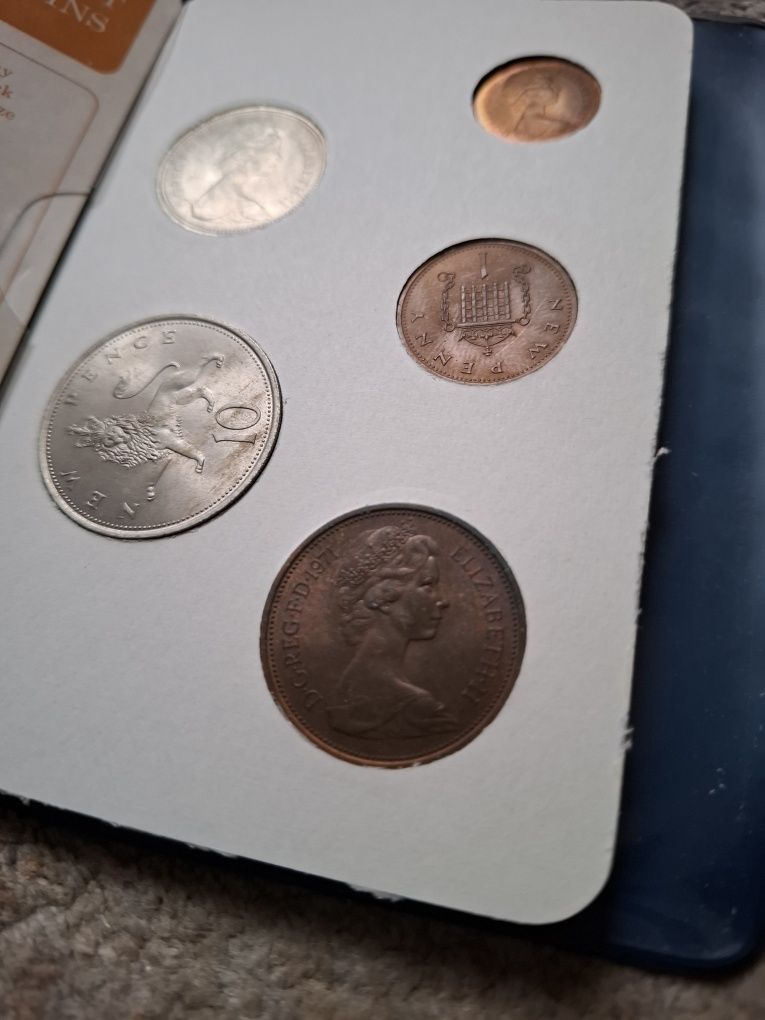 Britain's First Decimal Coins