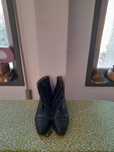 Vendo Botas de Senhora muito bonitas como novas
