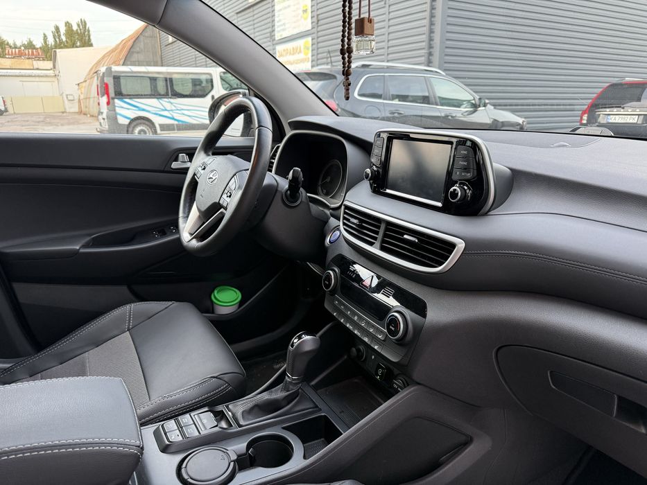Продам Hyundai Tucson 2019 2.0D