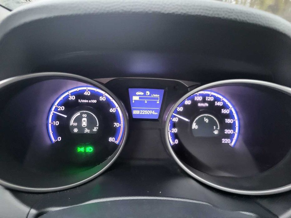 Sprzedam HYUNDAI IX35 1.6 BENZYNA, 2010 ROK.