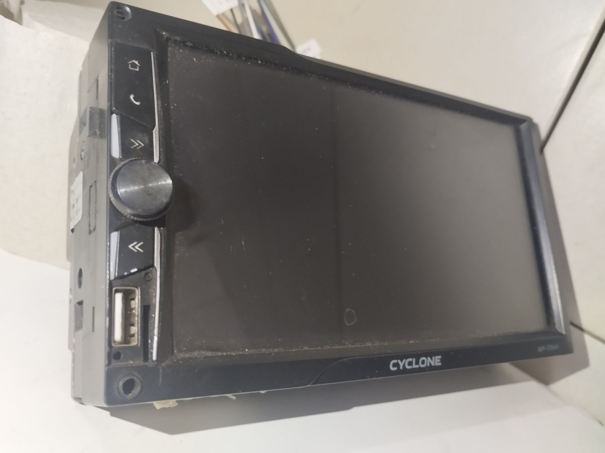 2х диновая  авто мобильная магнитола с Usb Блютуз Флешки Радиоприёмник