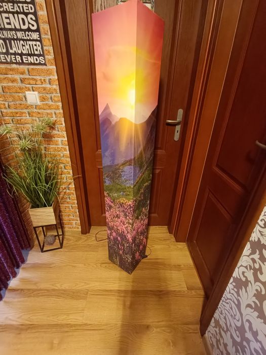 Lampa podłogowa unikatowa