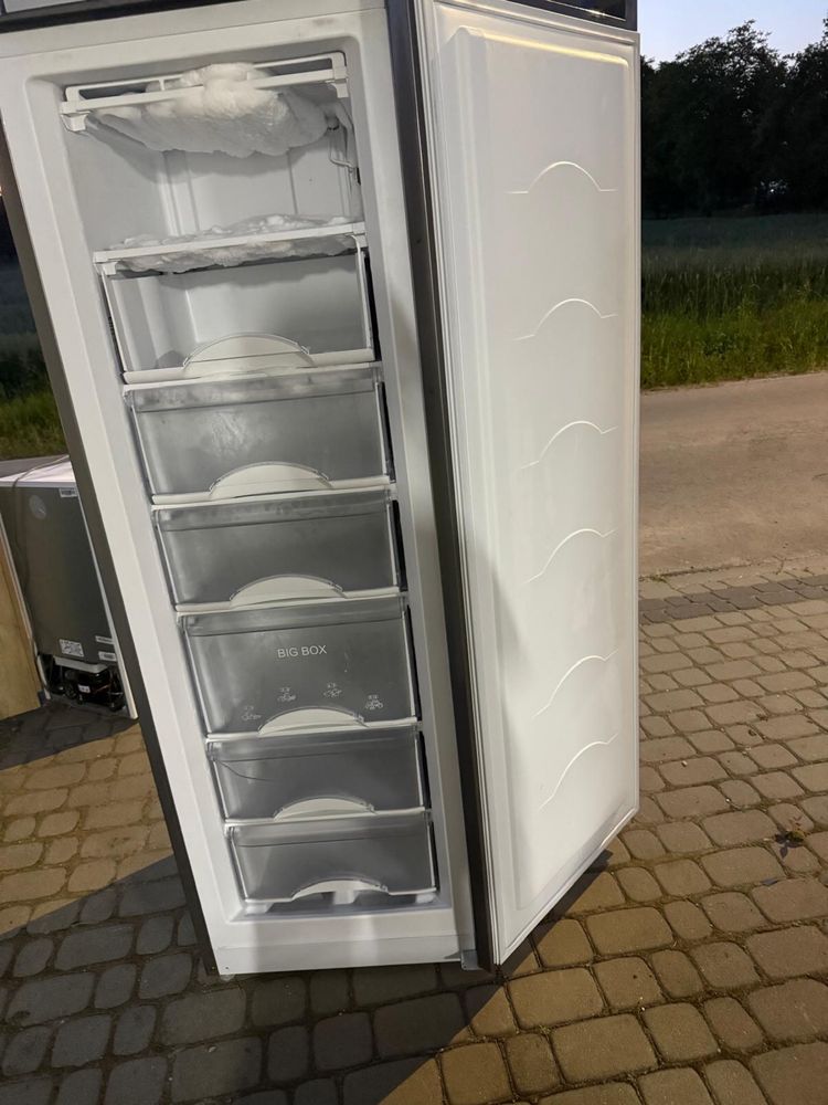 Zamrażarka MPM używana