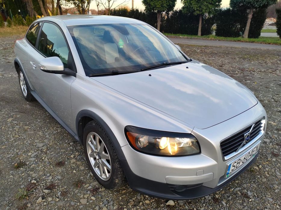 Volvo C30 Volvo C30 2.0 diesel R Design, super stan!