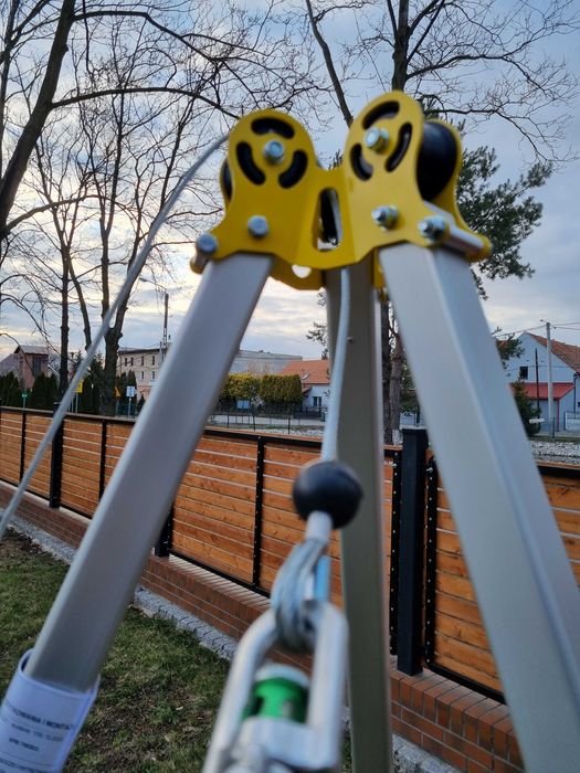 Statyw asekuracyjny/ trójnóg ratowniczy wynajem - Warszawa