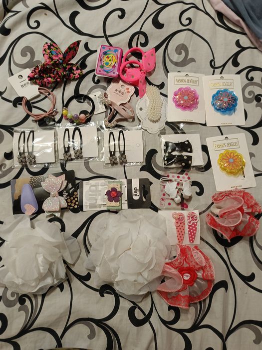 Набор для волос заколки и резинки для девочки