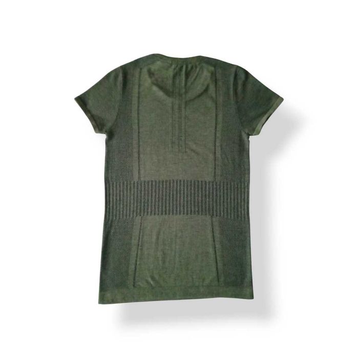 ADIDAS Спортивна футболка, термобілизна, вовна.