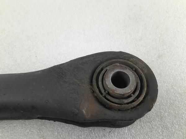 Braço de suspensão trás direito FORD Focus II (DA_)