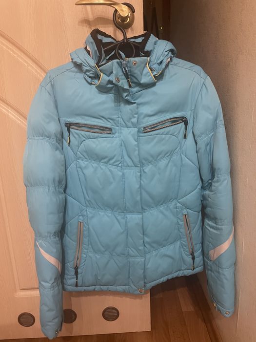 Спортивная куртка зима