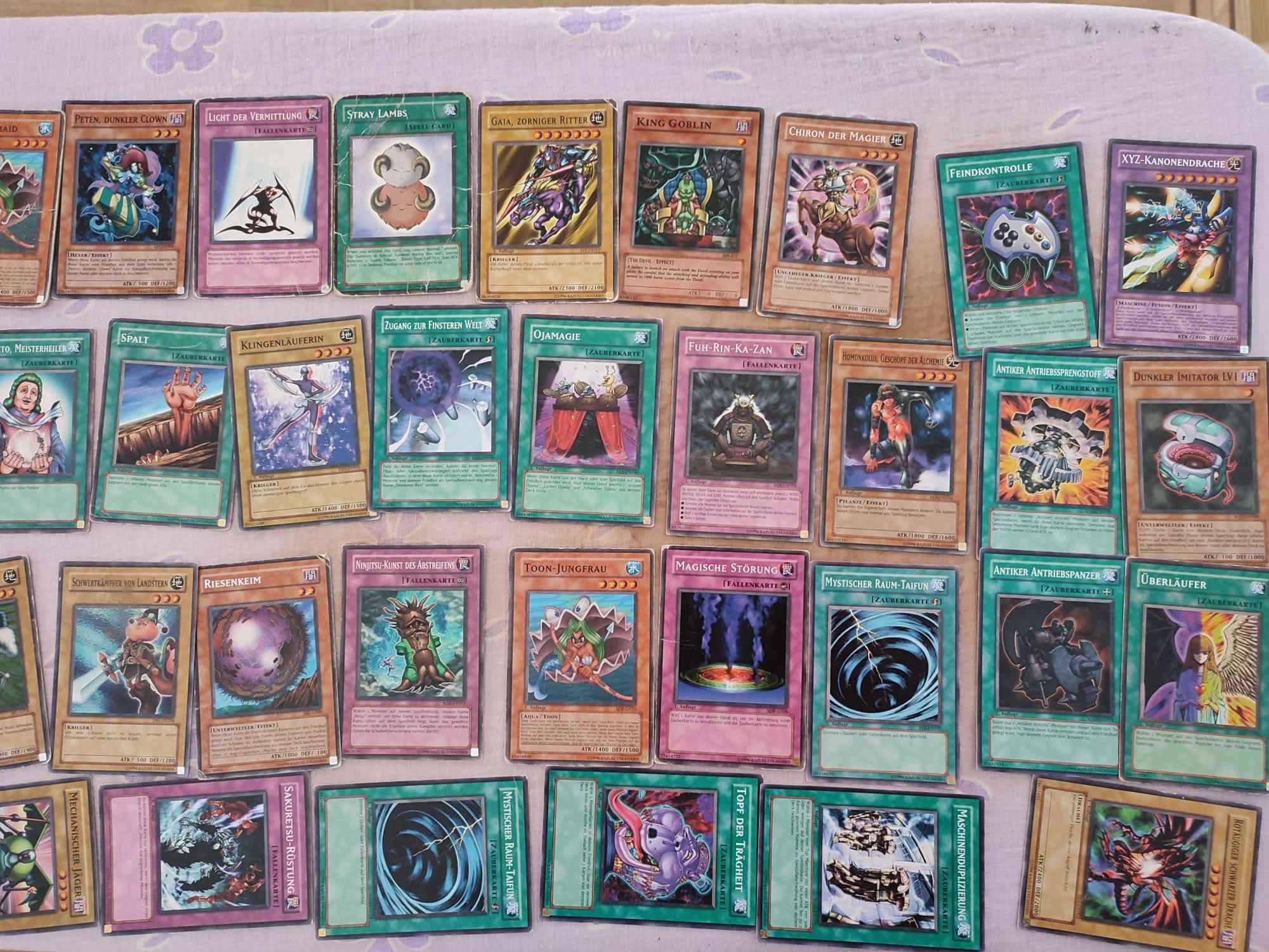 Karty Yu-Gi-Oh dużo kart