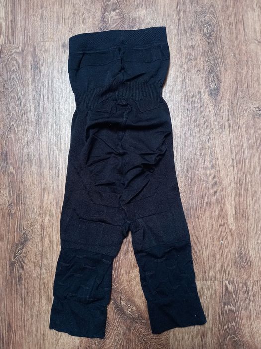 Majtki/szorty wysokie wyszczuplające z nogawką r.L.