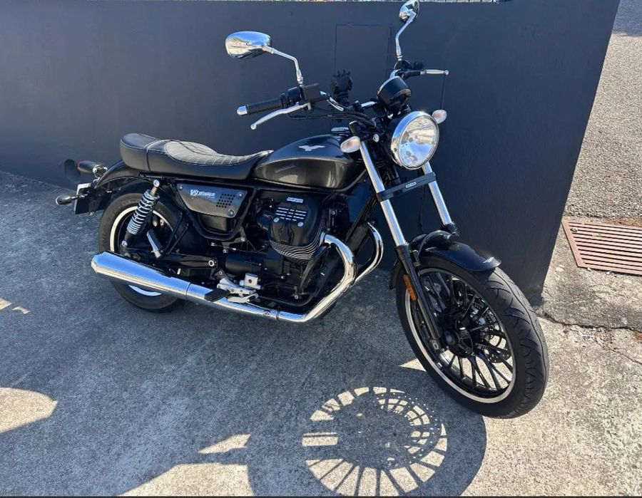 Moto Guzzi V9 V9 Roamer