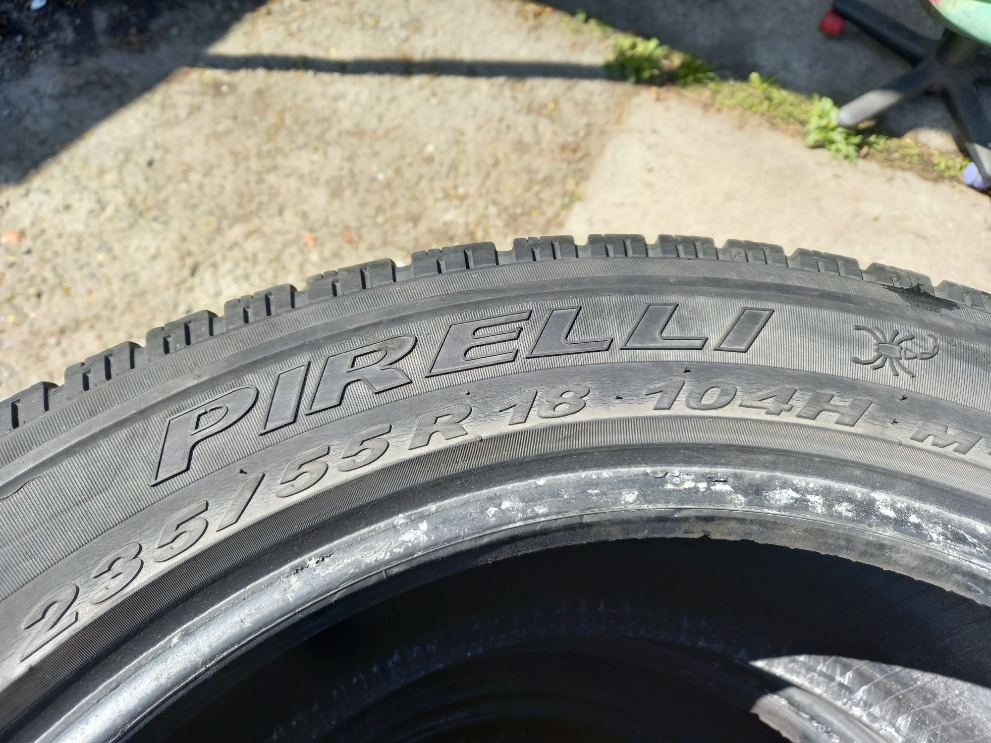 Pirelli 235/55 r18