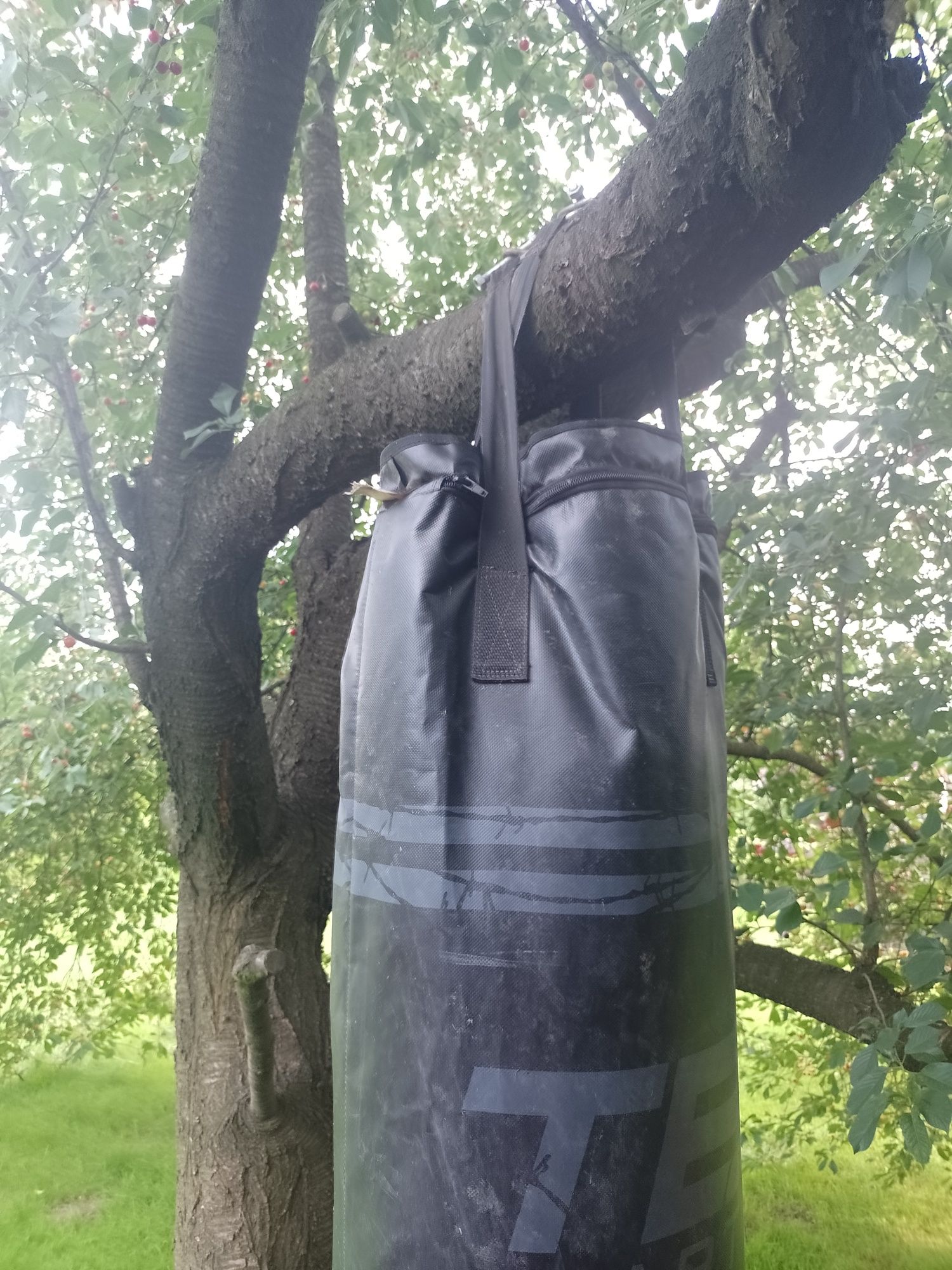 spszedaje worek treningowy 40kg w dobrym stanie