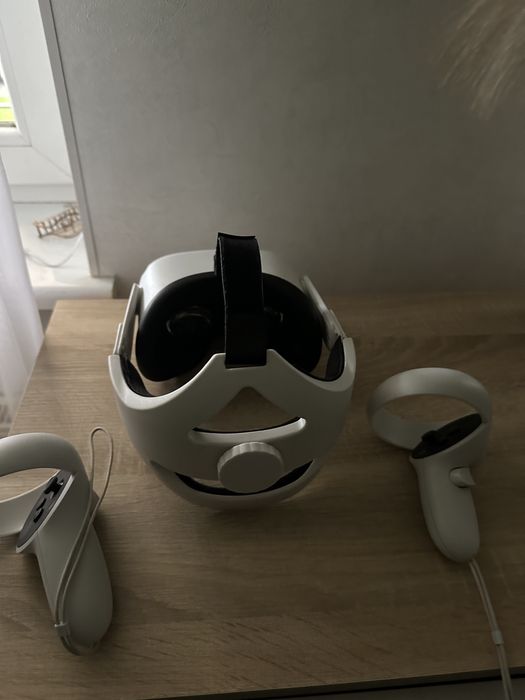 Продам Oculus quest 2 64
