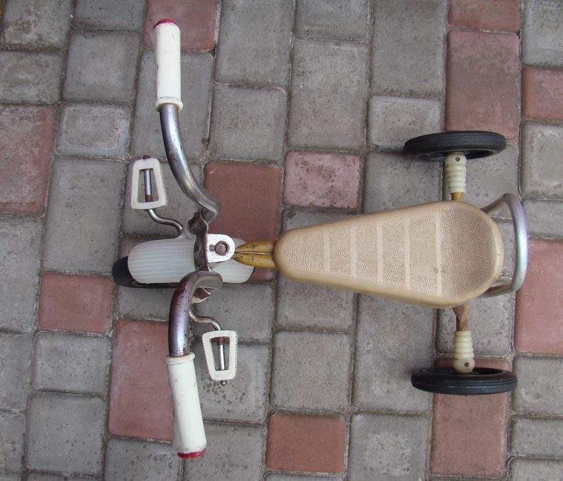 Детский велосипед Малыш из СССР.