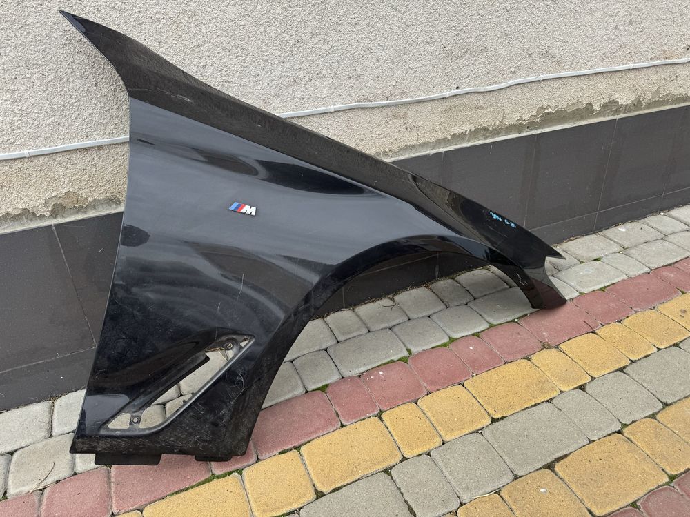 Крыло переднее правое bmw g30  бмв г30 крило праве  5 серия