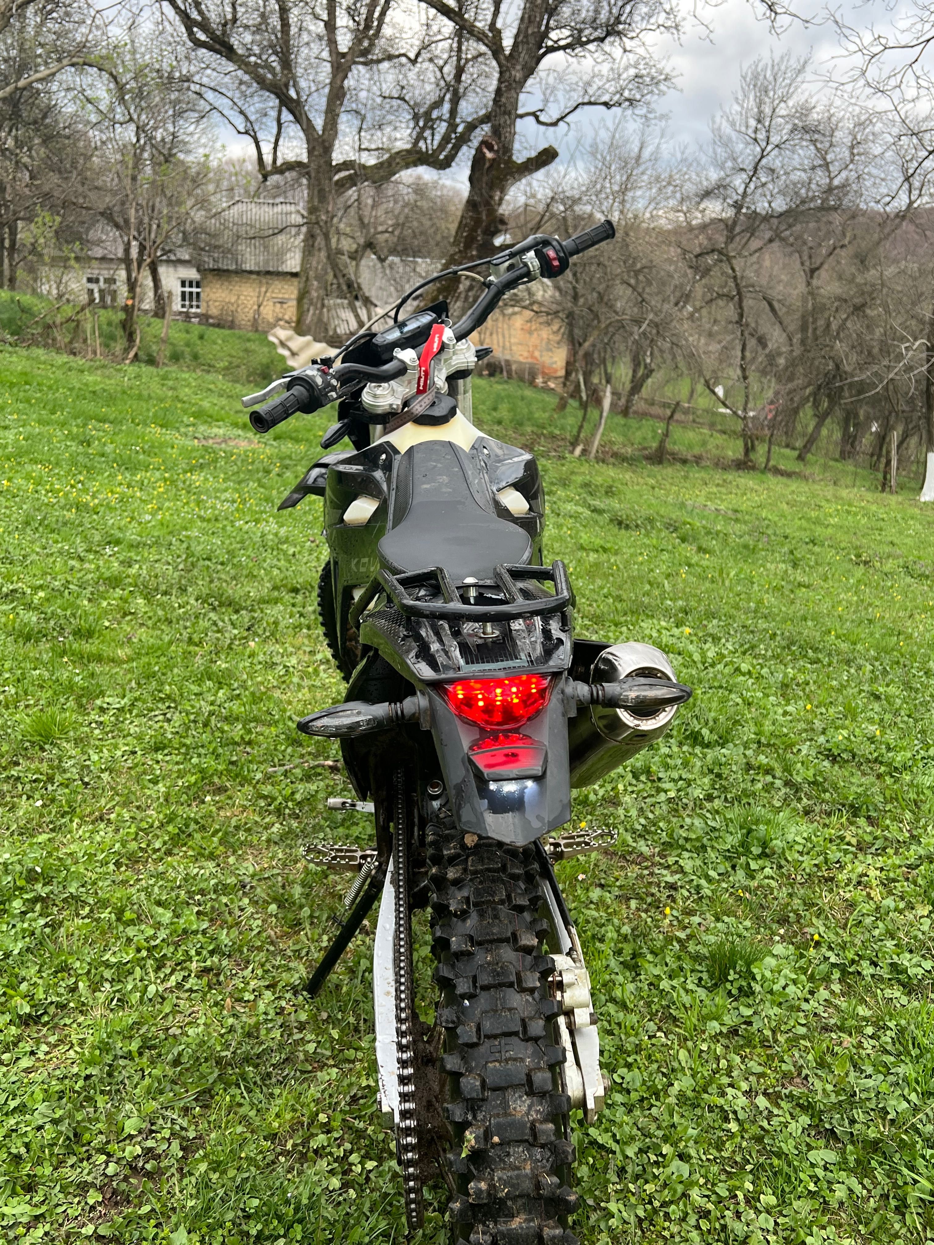 Kovi    jnr   250