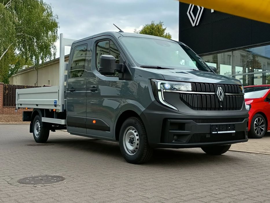 Renault Master podwójna kabina  skrzynia otwarta, brygadówka 7-osobowa